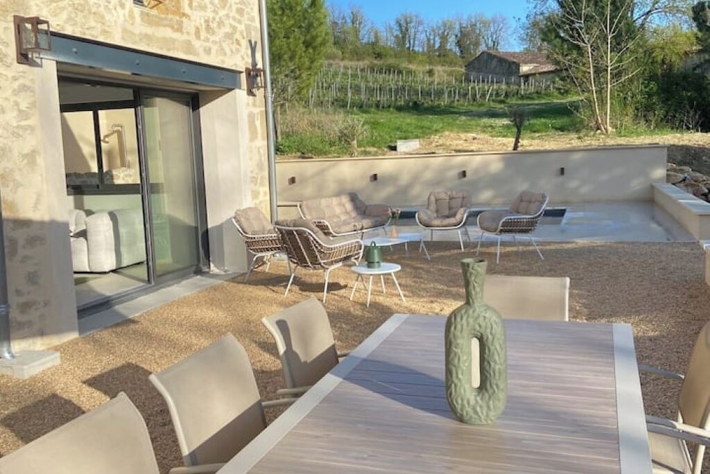 Photo of Outdoor in Sainte-Colombe