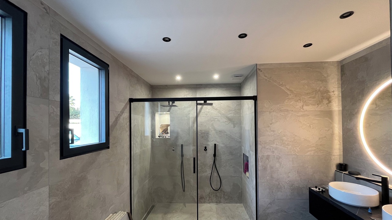 Photo of Bathroom in Carnoux-en-Provence