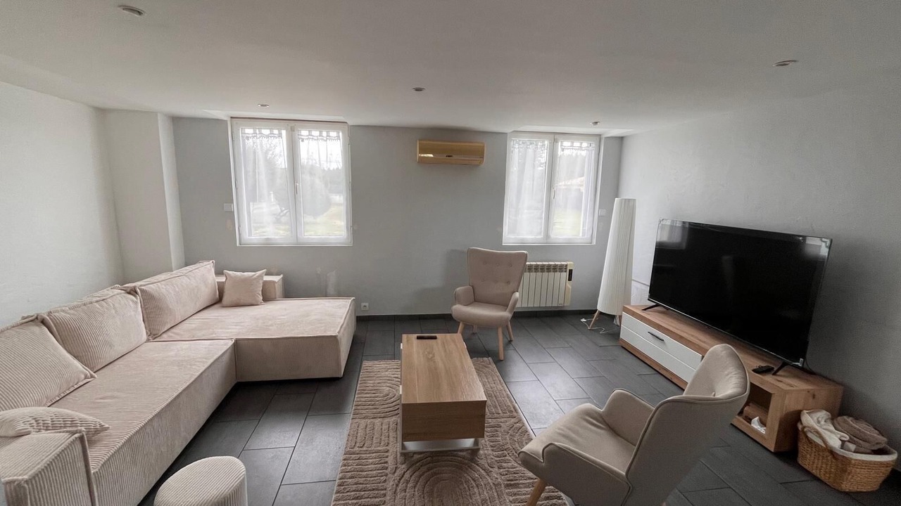 Photo of Livingroom in Saint-Yaguen