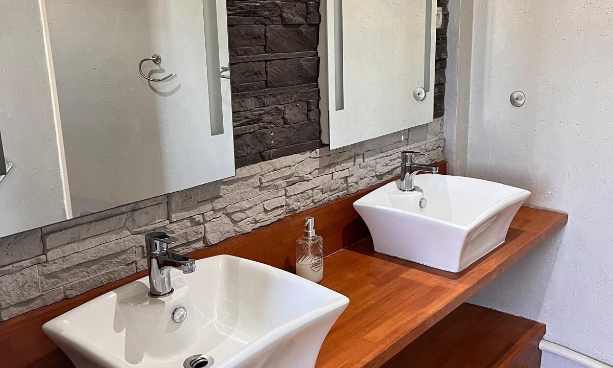 Photo of Bathroom in Saint-Yaguen