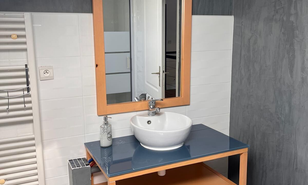 Photo of Bathroom in Saint-Yaguen