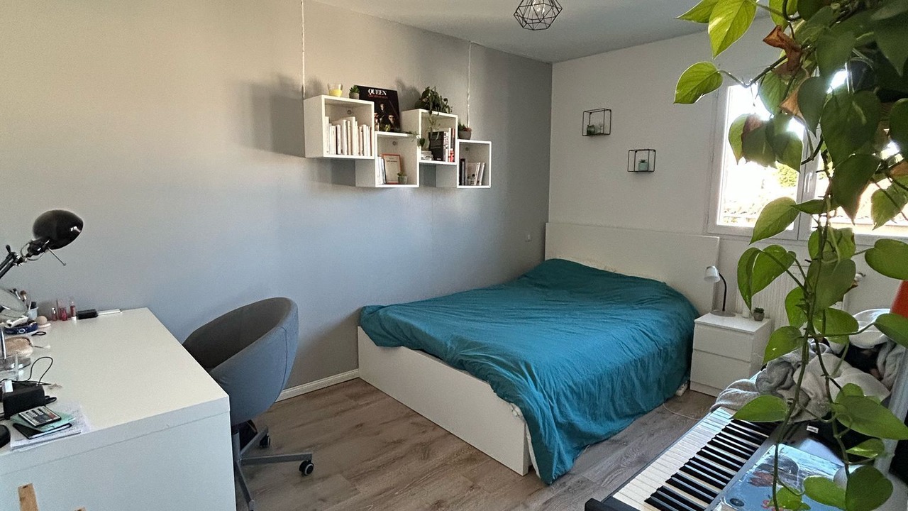Photo of Bedroom in Saint-Medard-en-Jalles