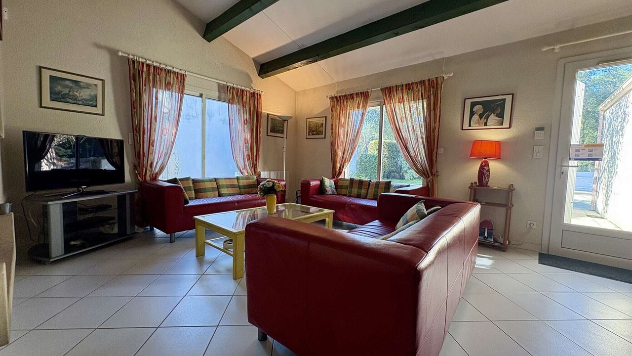 Photo of Livingroom in Boyardville