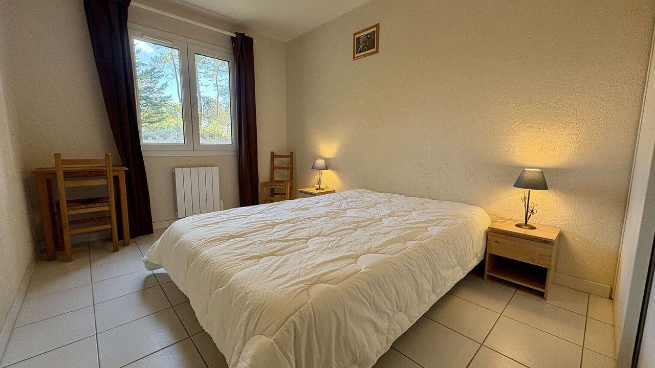 Photo of Bedroom in Boyardville