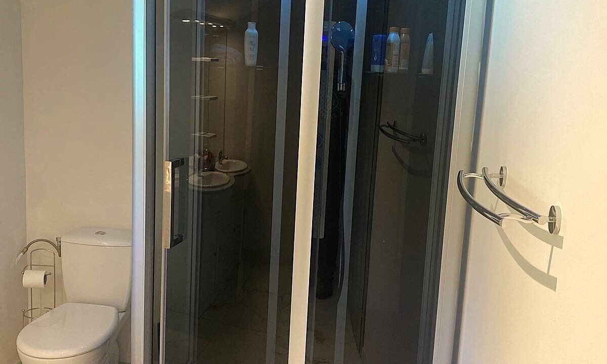 Photo of Bathroom in Saint-Julien-de-Lampon