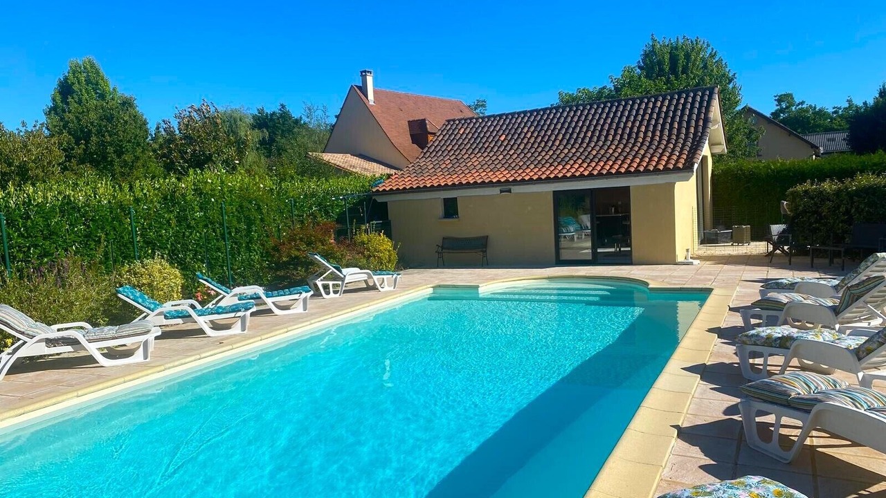 Photo of Outdoor in Saint-Julien-de-Lampon