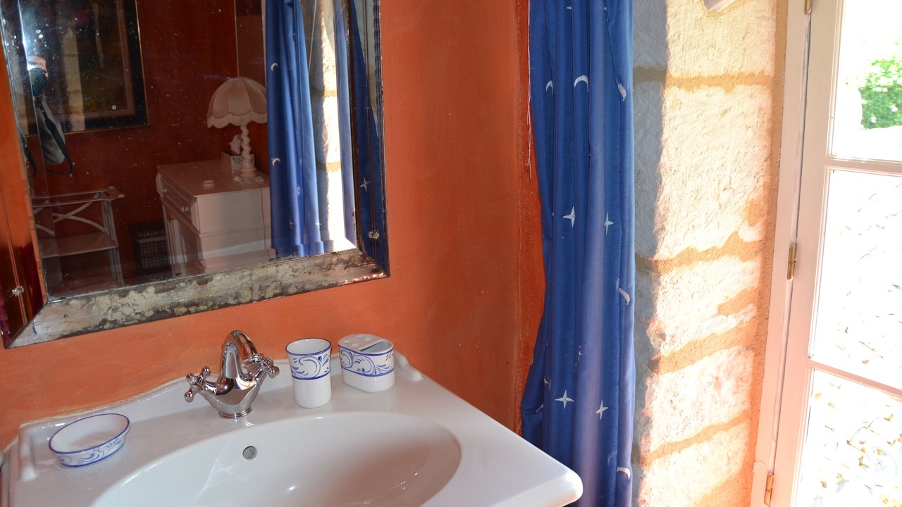 Photo of Bathroom in Saint-Maime-de-Pereyrol