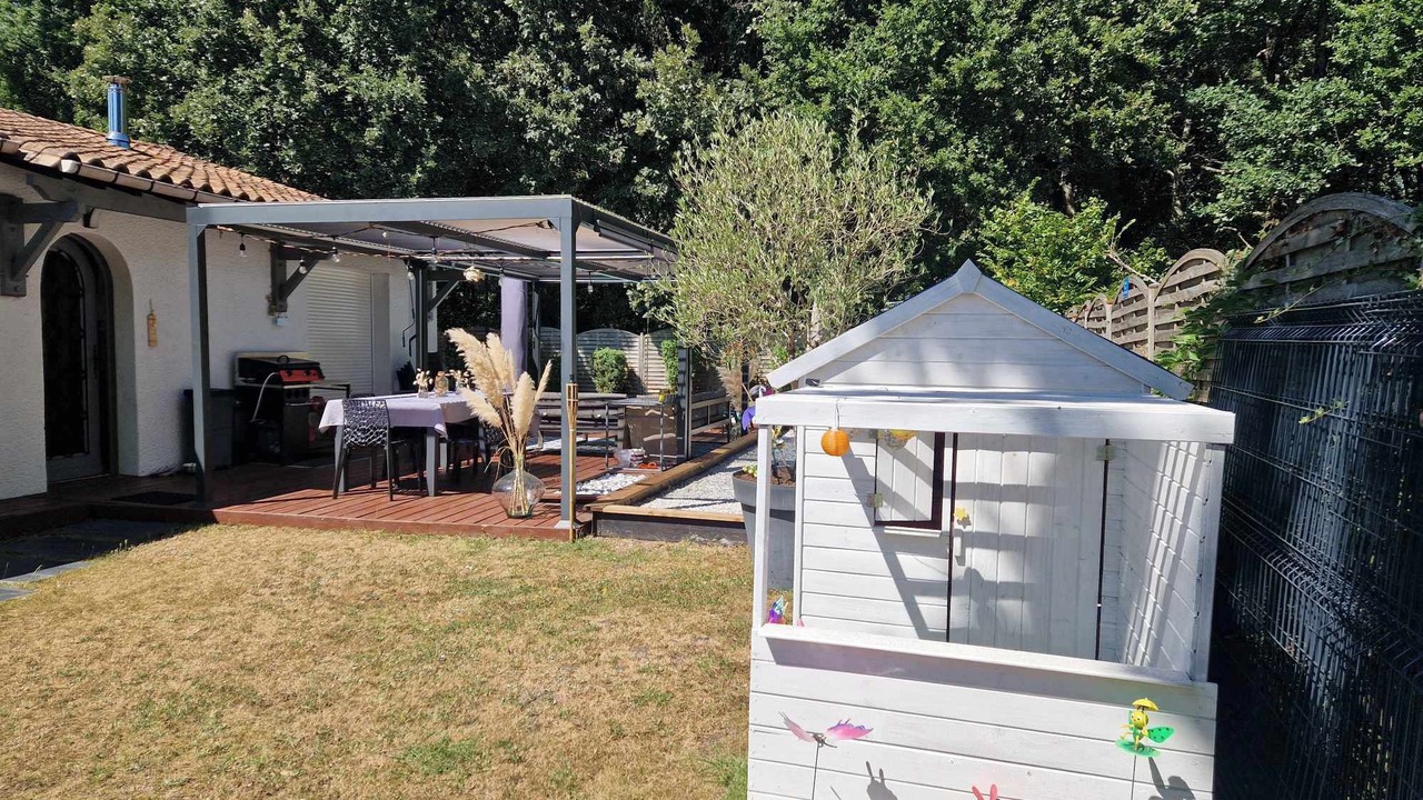 Photo of Outdoor in Saint-Medard-en-Jalles