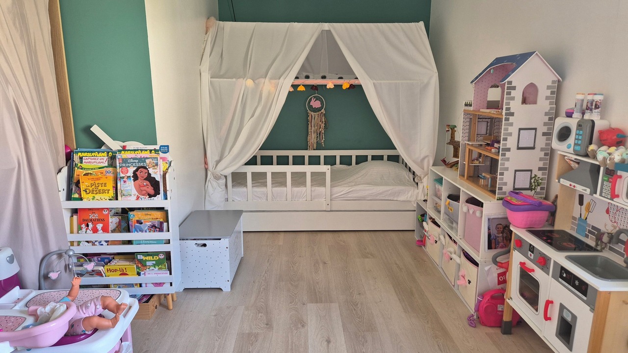 Photo of Bedroom in Saint-Medard-en-Jalles