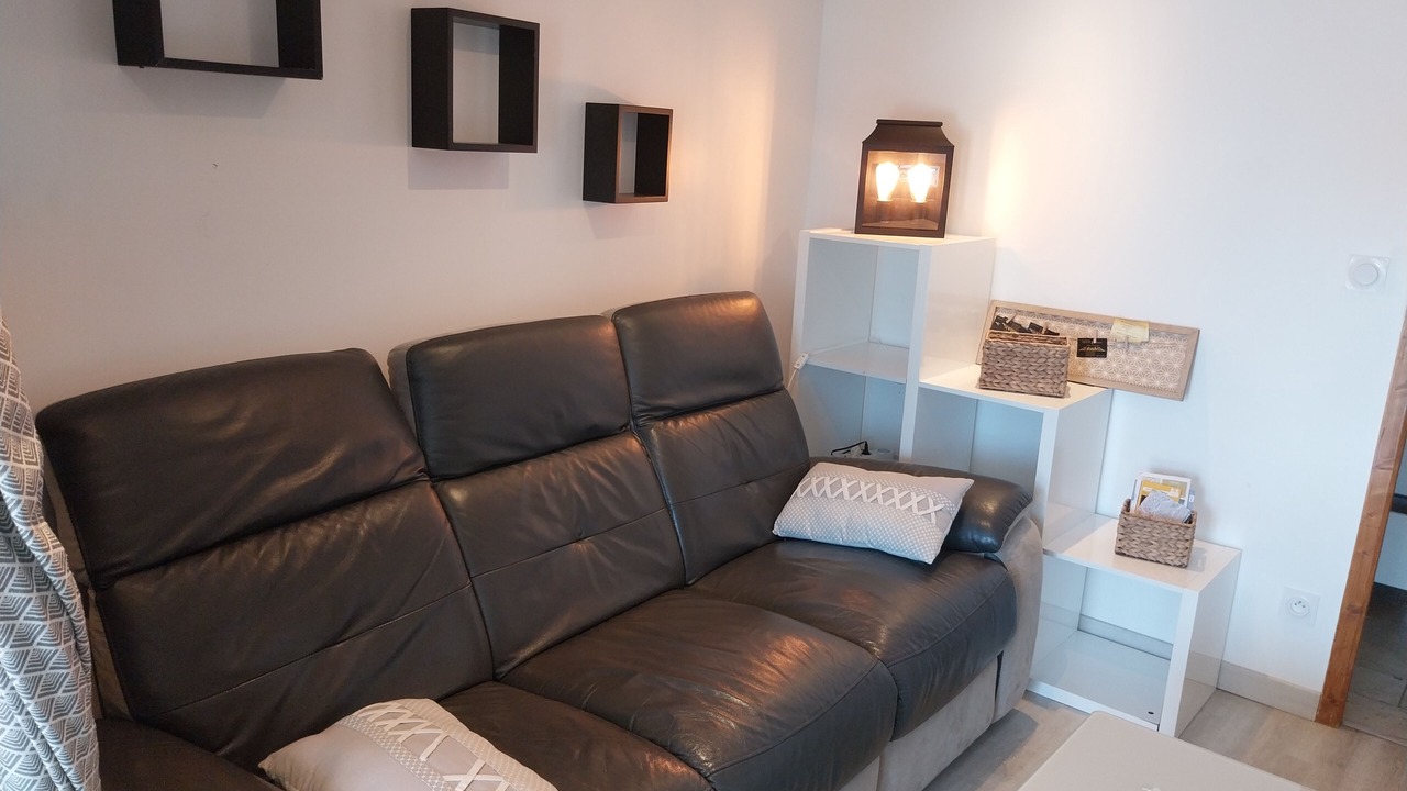 Photo of Livingroom in Oeyreluy