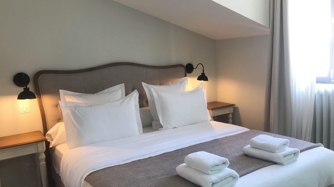 Photo of Bedroom in La Rochelle City Centre