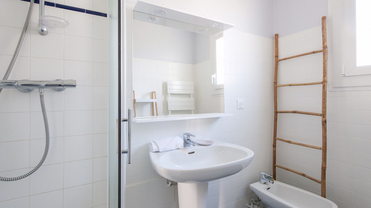 Photo of Bathroom in Ars-en-Re