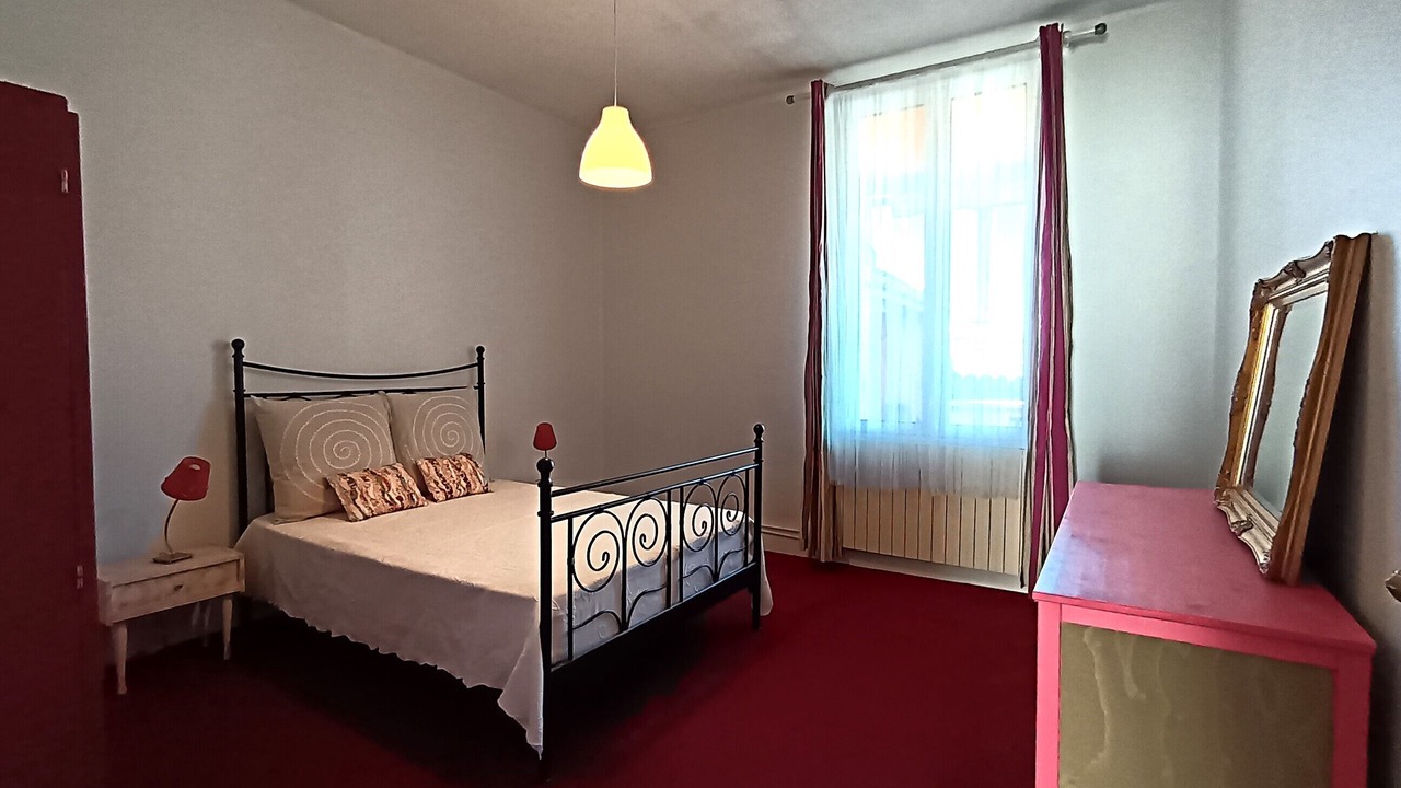 Photo of Bedroom in Saint Jean Station District