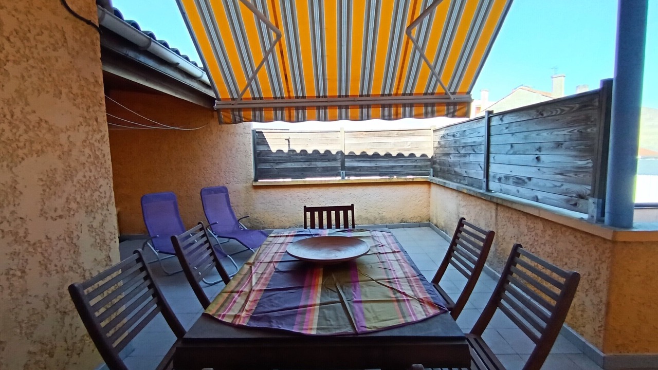 Photo of Outdoor in Saint Jean Station District