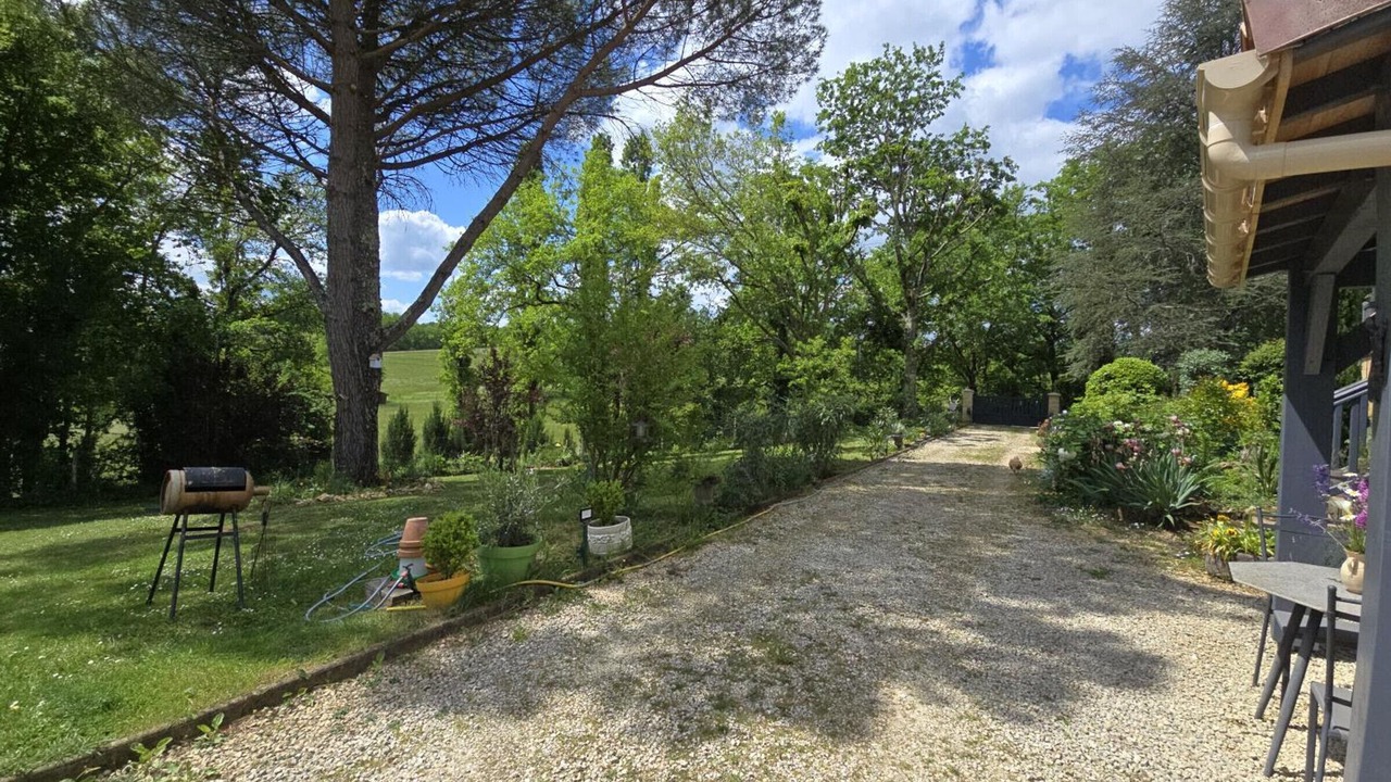 Photo of Patio Balcony in Bigaroque