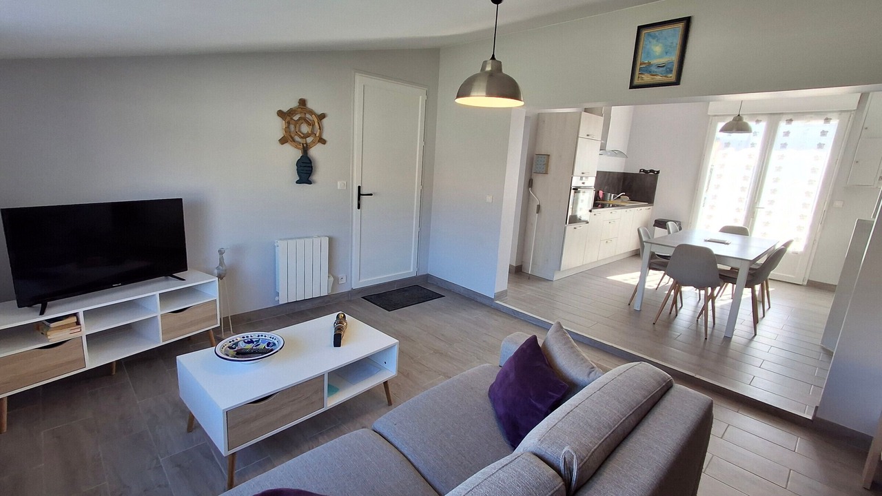 Photo of Livingroom in Port District
