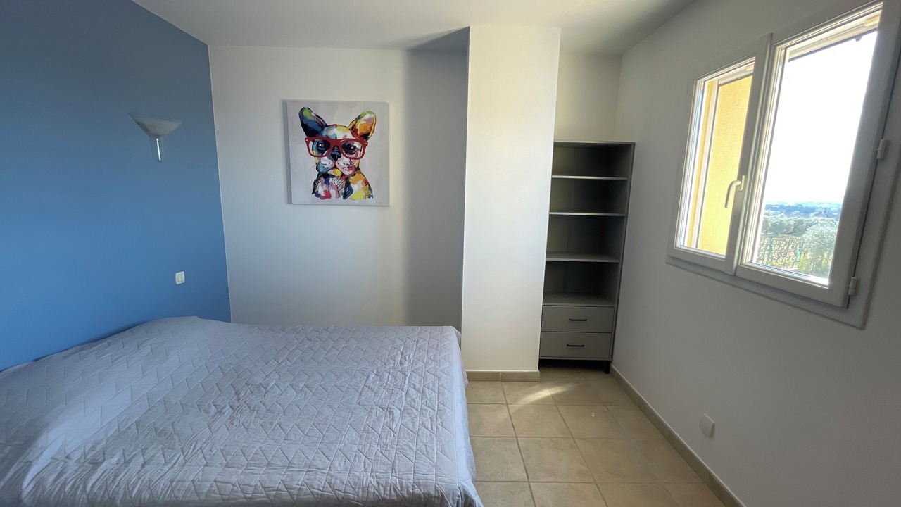Photo of Bedroom in Beaumes-de-Venise