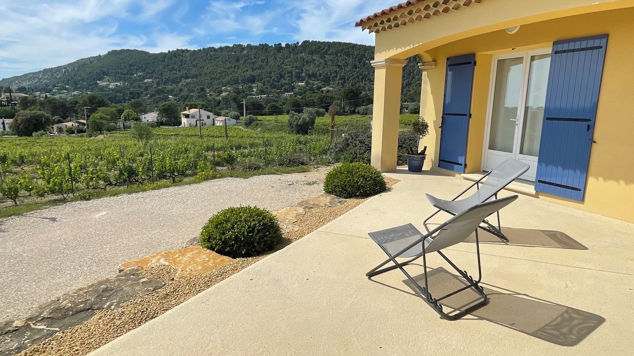 Photo of Patio Balcony in Beaumes-de-Venise