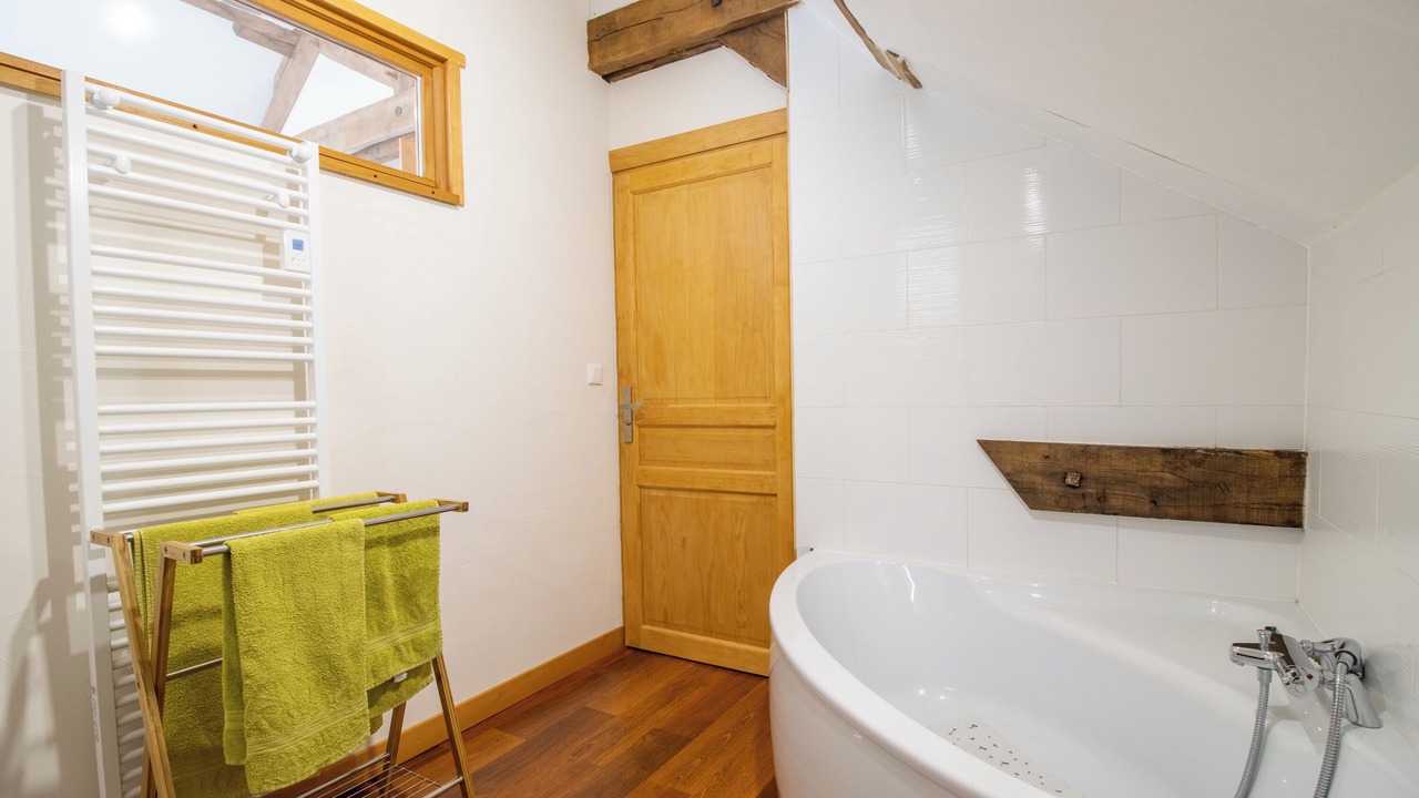 Photo of Bathroom in Chalais