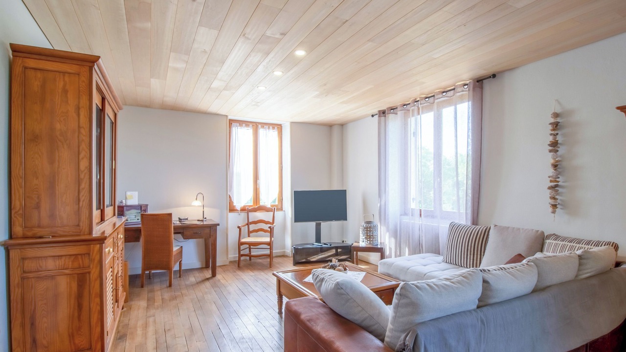 Photo of Livingroom in Chalais