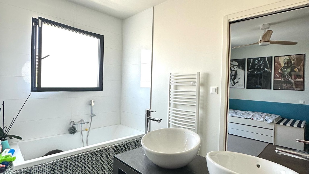 Photo of Bathroom in Lestonat - Monsejour