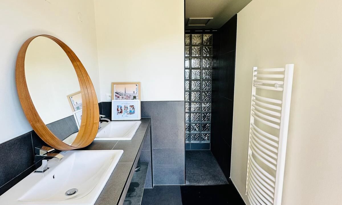 Photo of Bathroom in Lestonat - Monsejour
