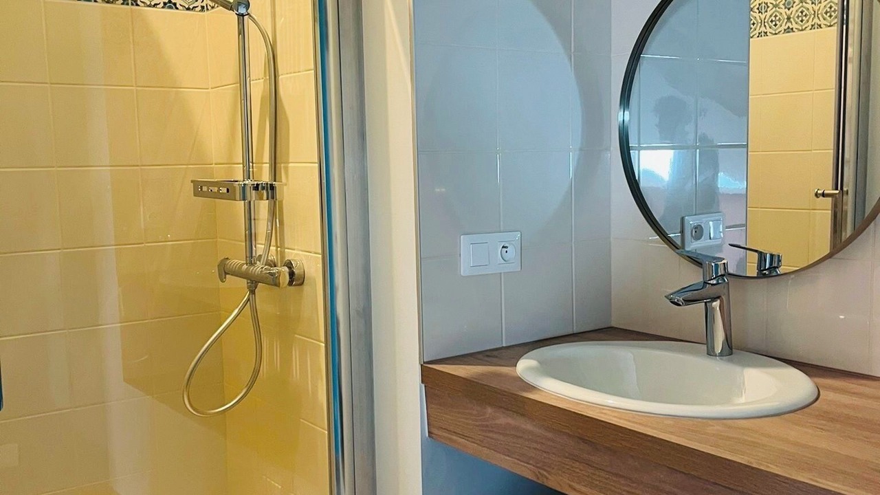 Photo of Bathroom in Heugas