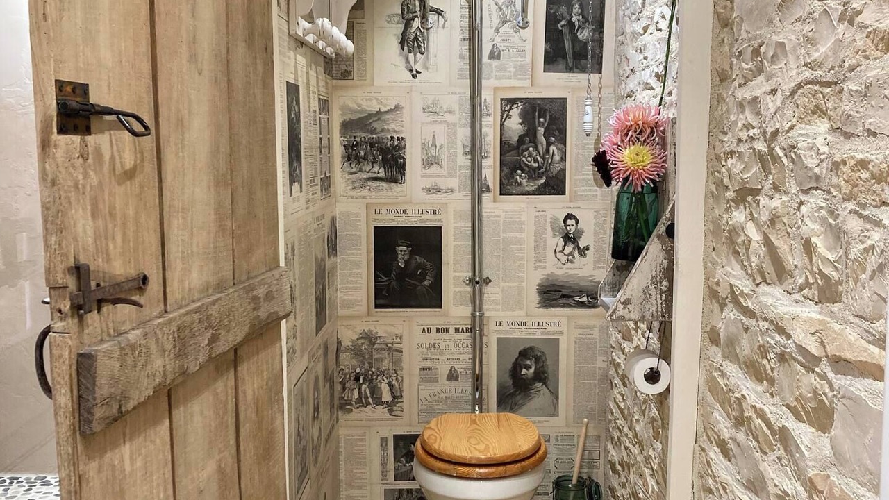 Photo of Bathroom in Mansle