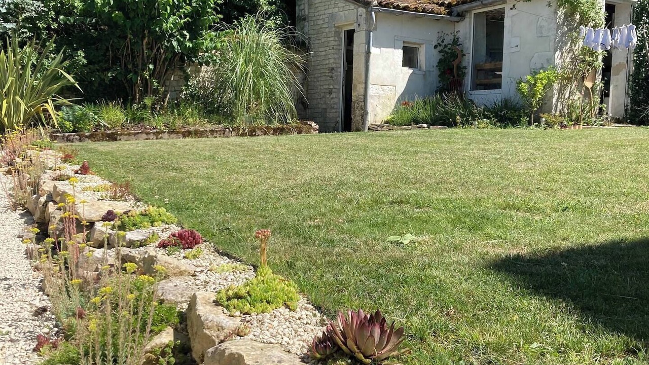 Photo of Outdoor in Mansle
