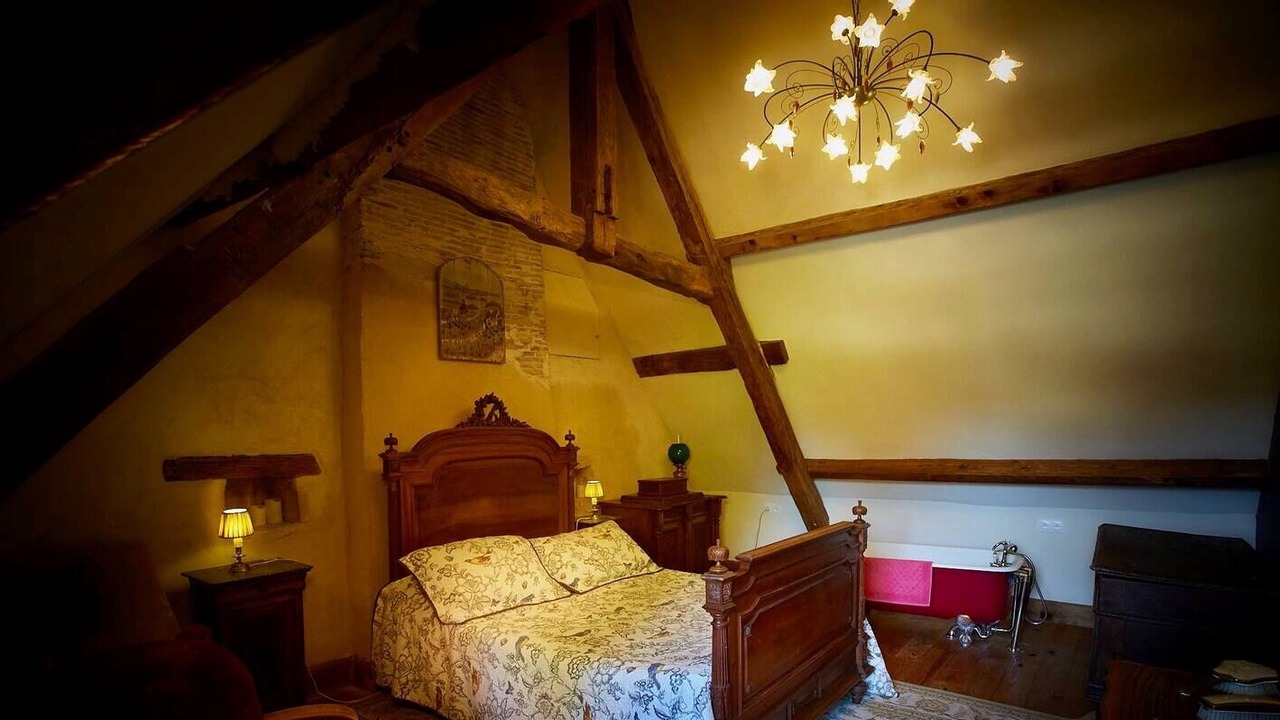 Photo of Bedroom in Saint-Cernin-de-Labarde