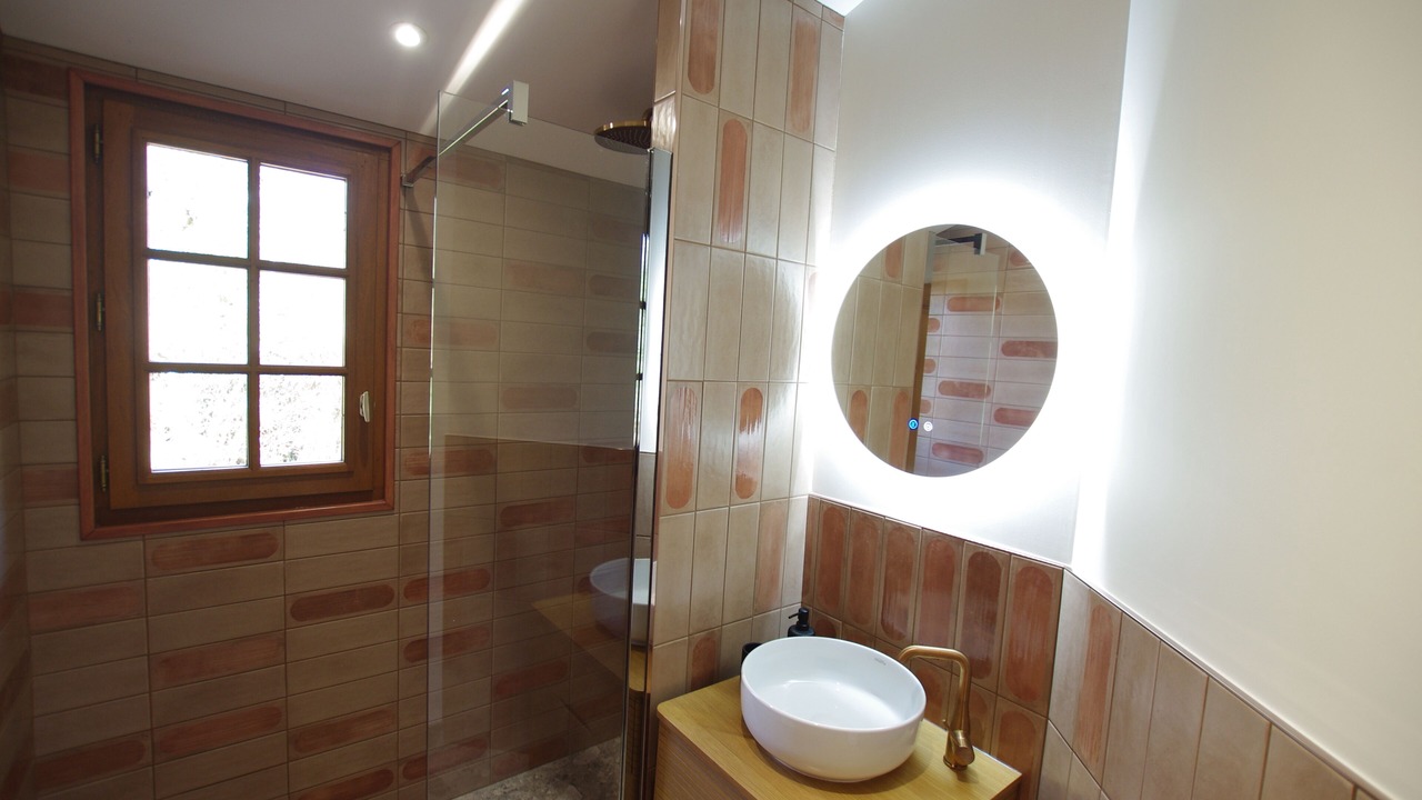 Photo of Bathroom in Bosset