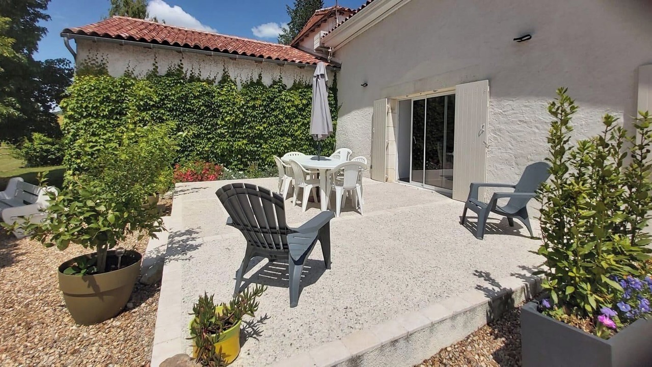 Photo of Outdoor in Aubeterre-sur-Dronne