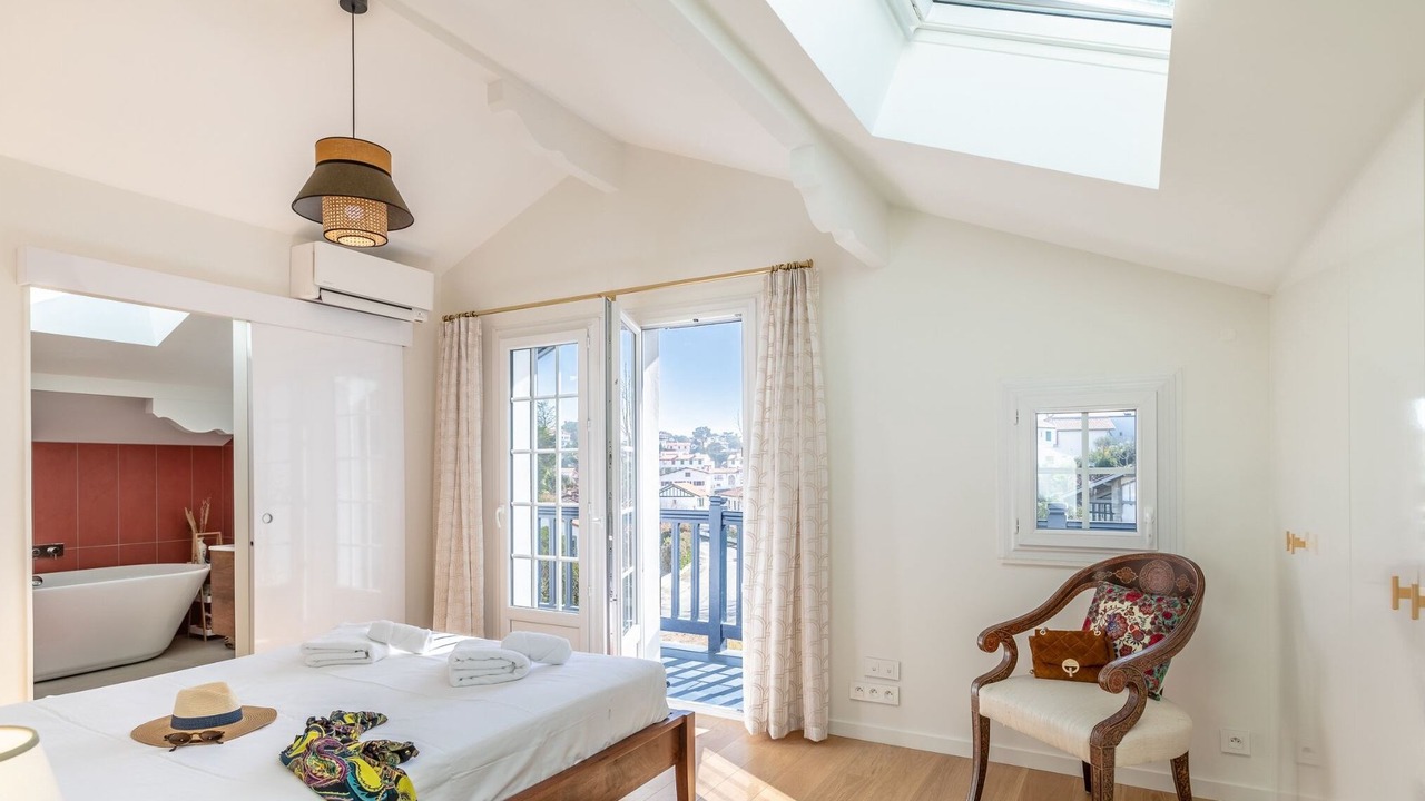 Photo of Bedroom in Saint-Jean-de-Luz