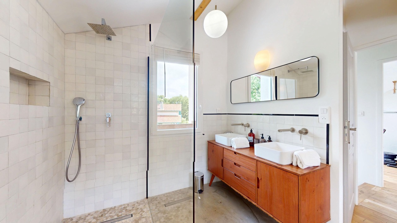 Photo of Bathroom in Arcangues