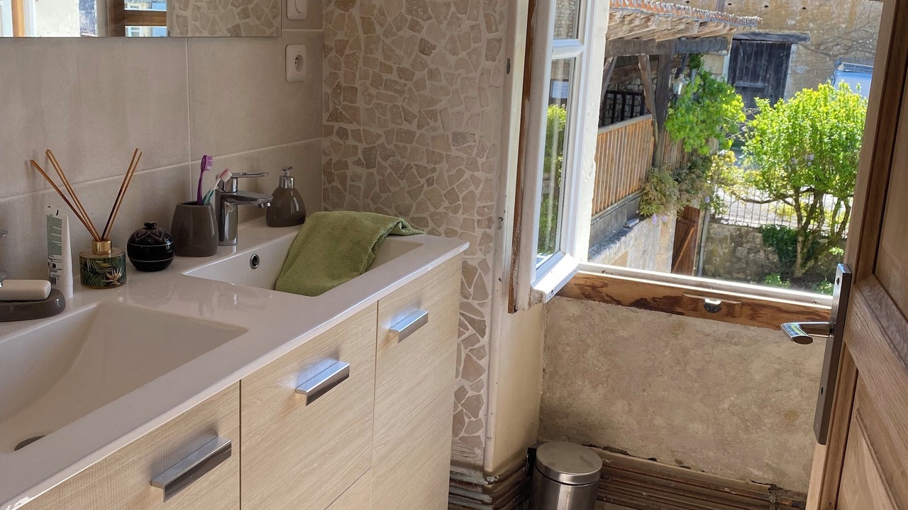 Photo of Bathroom in Pranzac