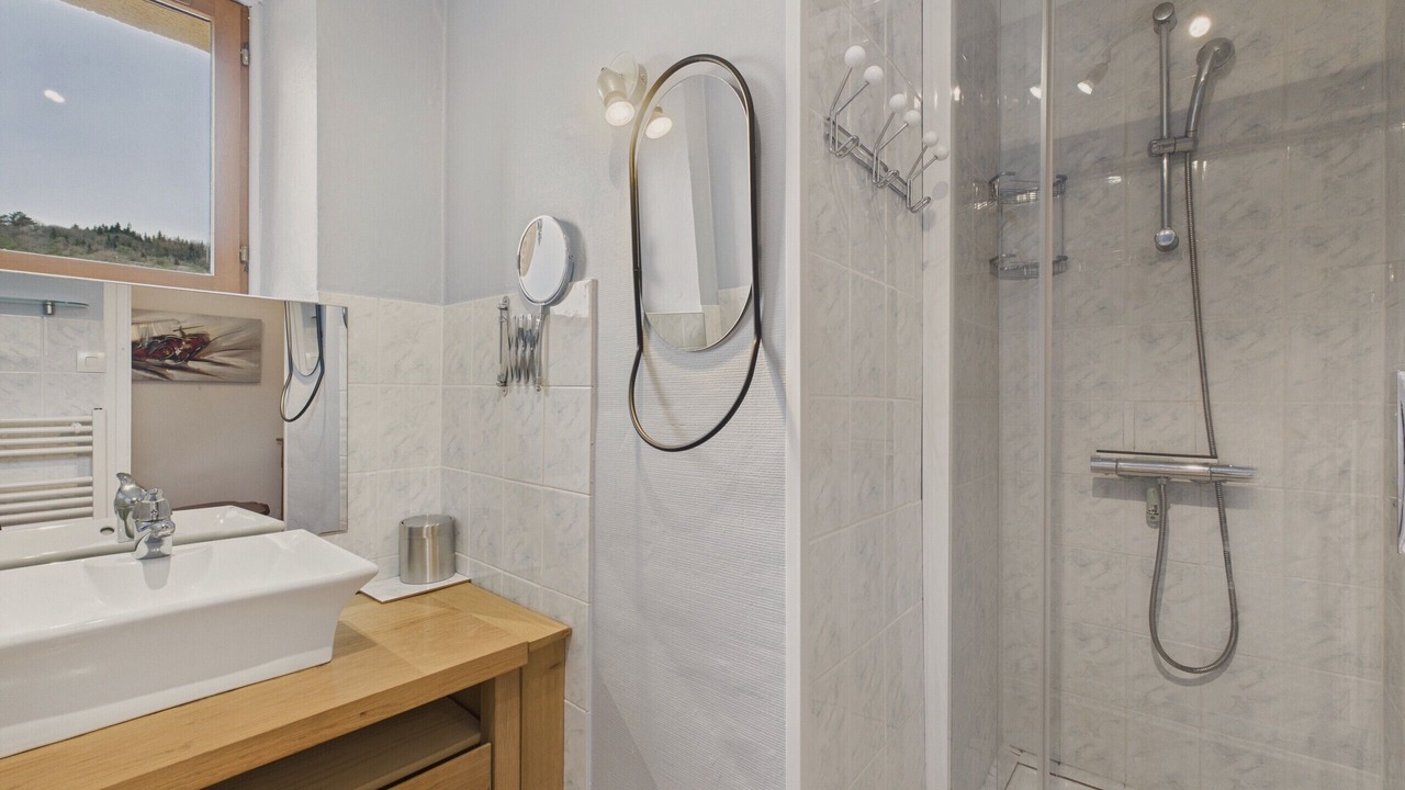 Photo of Bathroom in Valojoulx