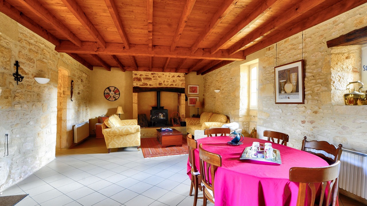 Photo of Others in Saint-Leon-sur-Vezere