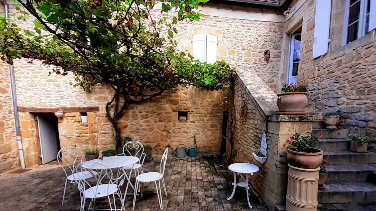 Photo of Outdoor in Saint-Leon-sur-Vezere