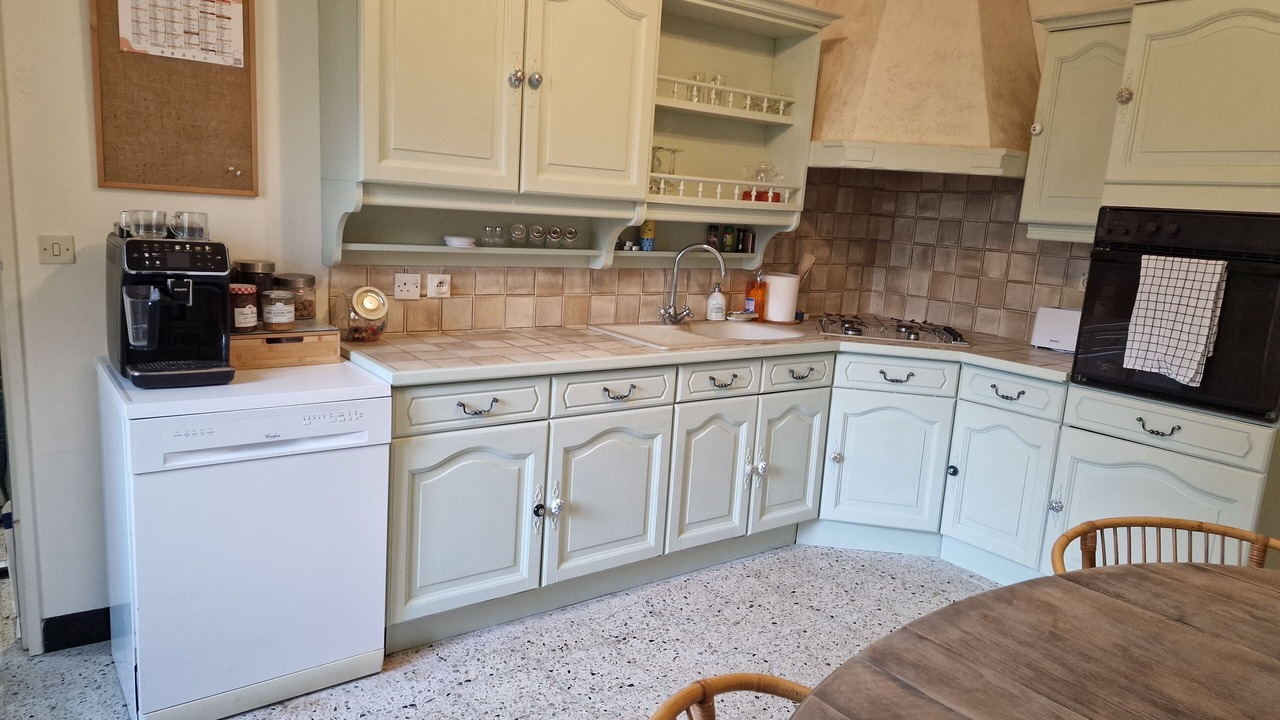 Photo of Kitchen in Saint-Julien-de-Lampon