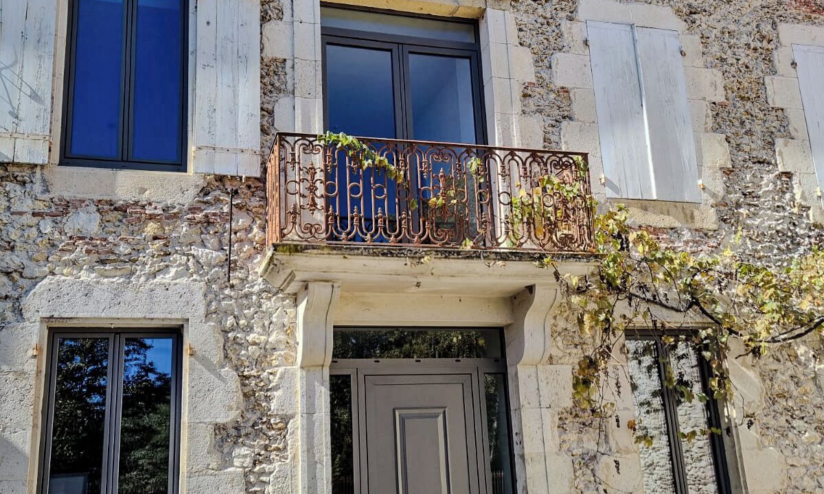 Photo of Outdoor in Cachen