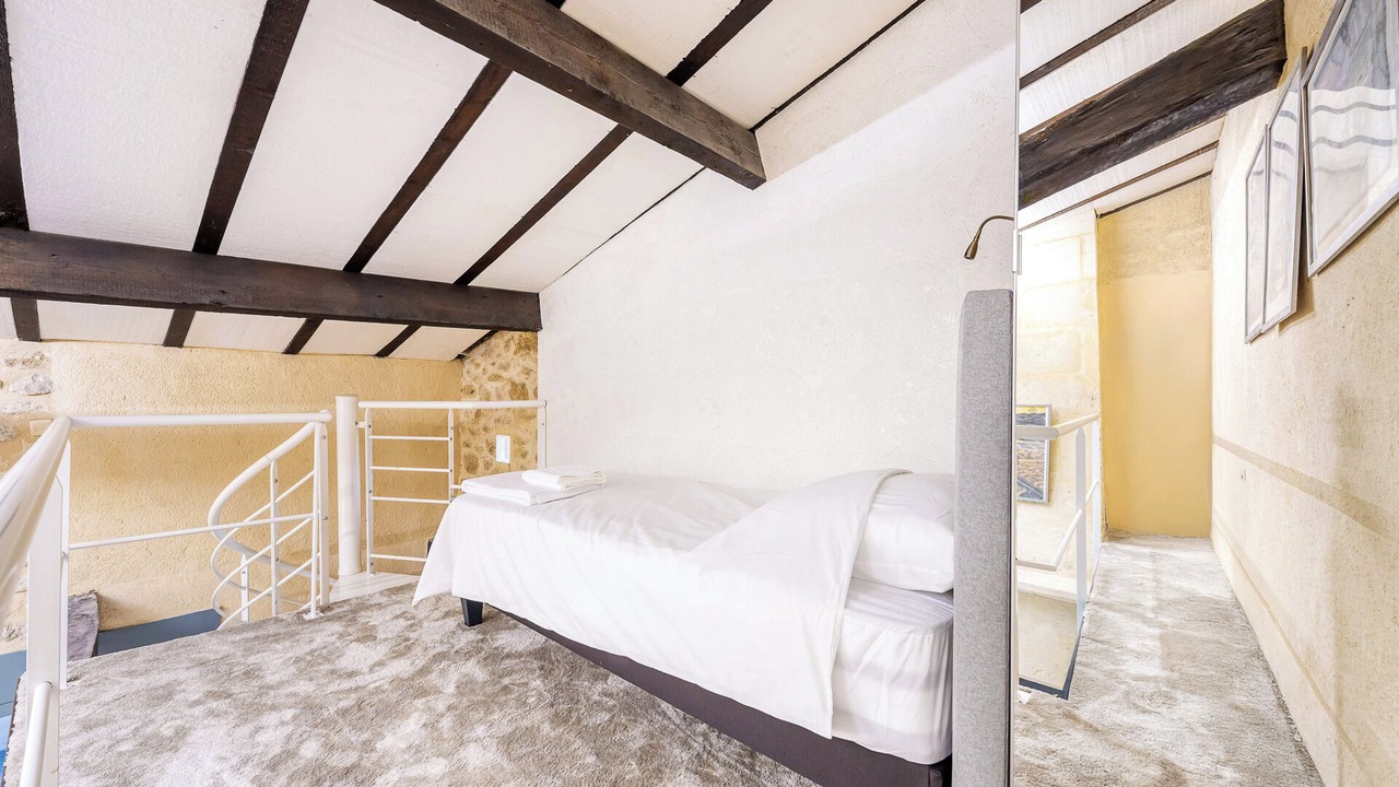 Photo of Bedroom in Guillac