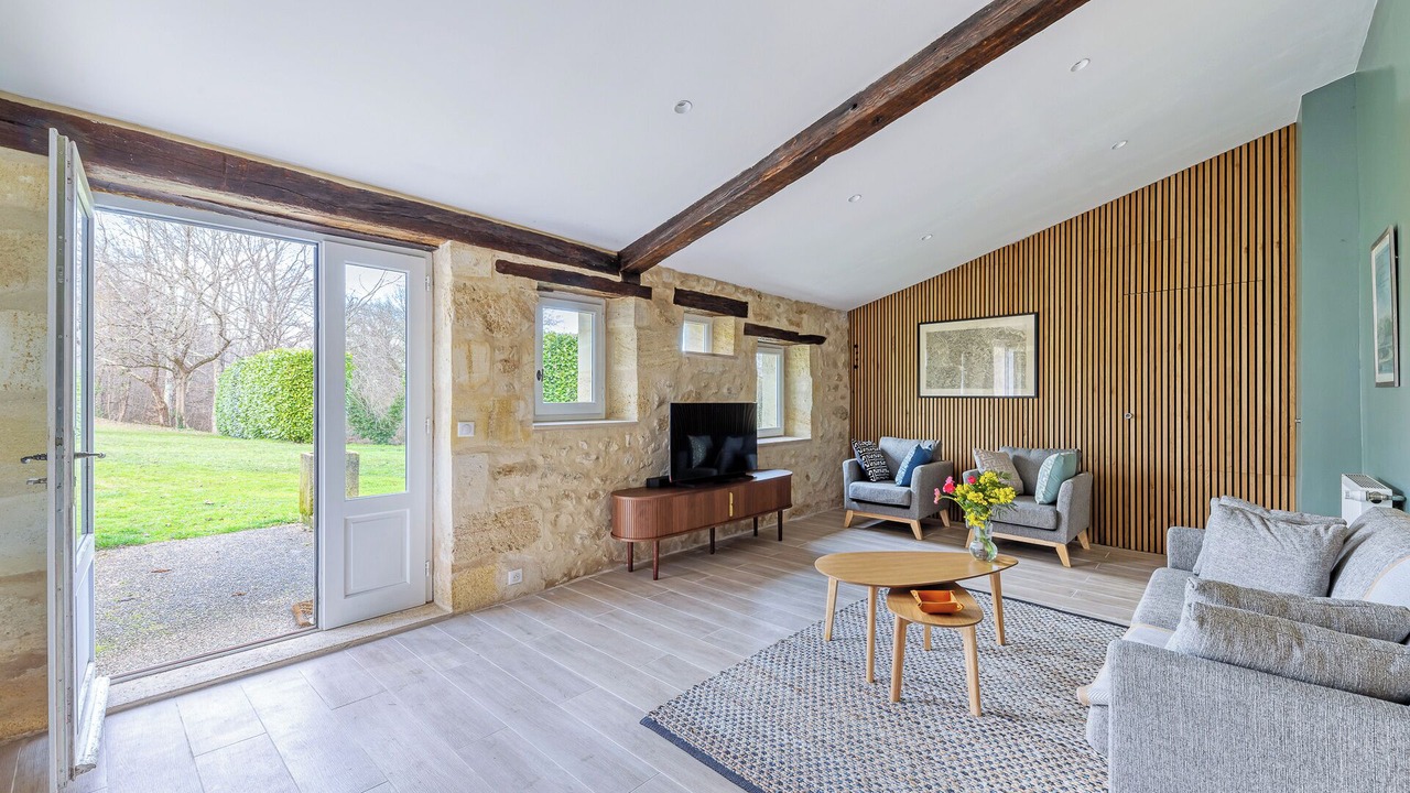 Photo of Livingroom in Guillac
