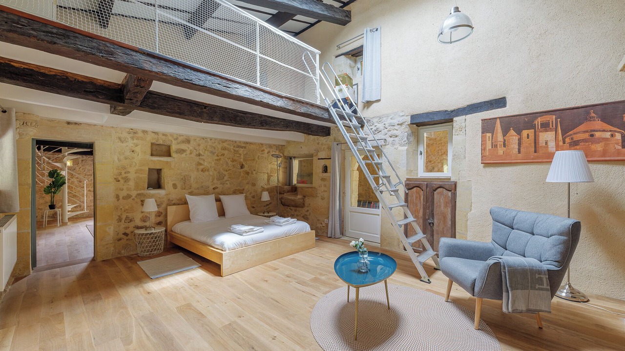 Photo of Bedroom in Guillac