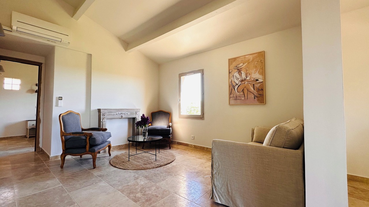 Photo of Livingroom in Vaugines