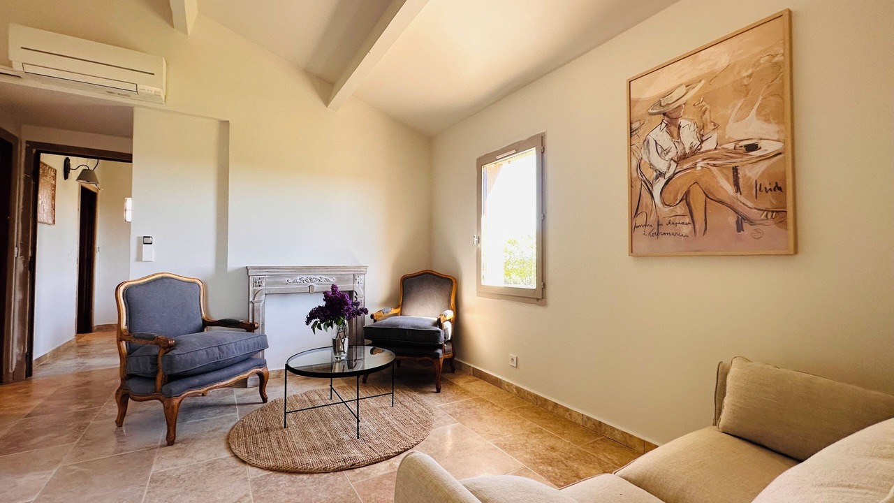Photo of Livingroom in Vaugines