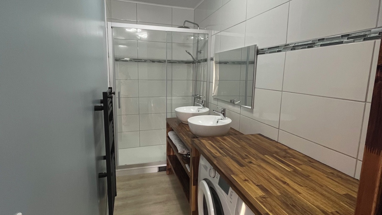 Photo of Bathroom in Saint-Laurent-de-Medoc
