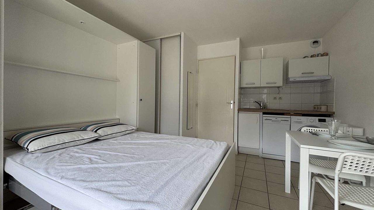Photo of Bedroom in Quartier du Casino