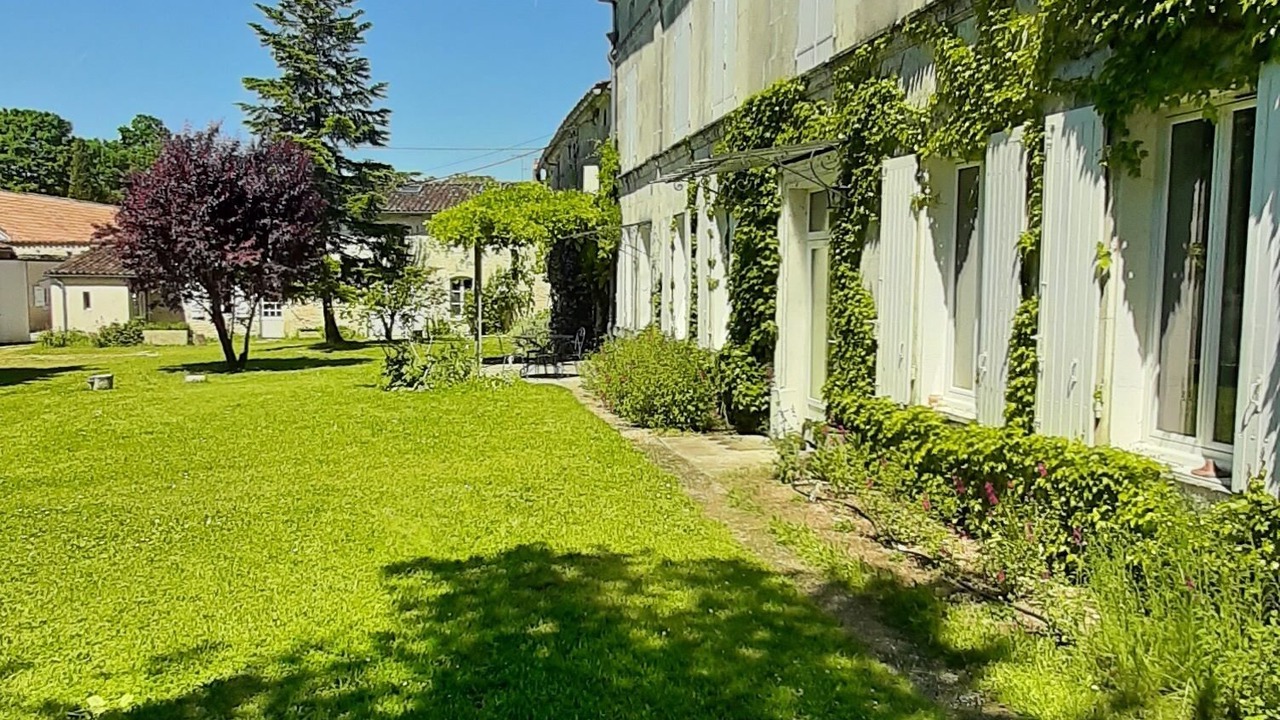 Photo of Outdoor in Mareuil