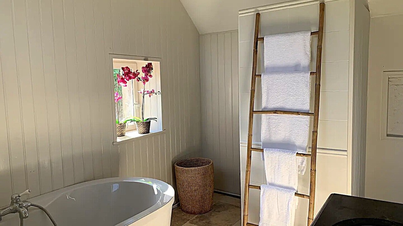 Photo of Bathroom in Bourrou