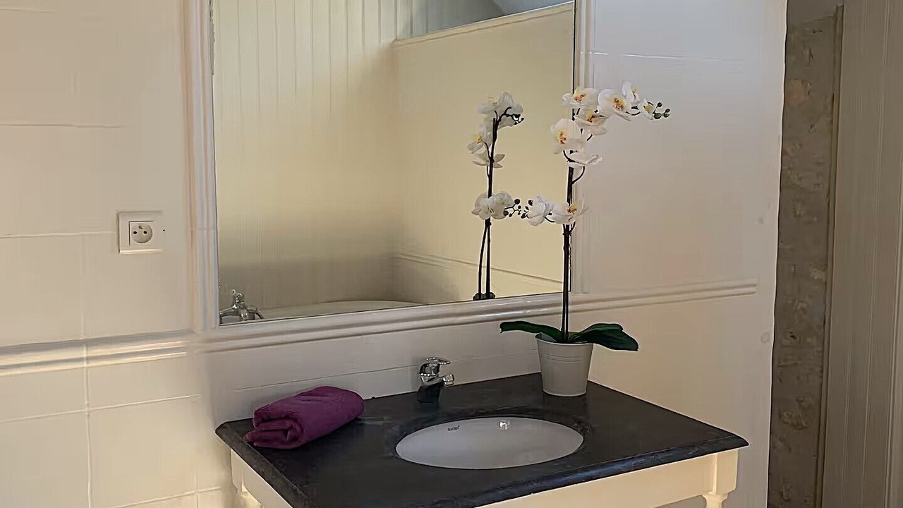 Photo of Bathroom in Bourrou